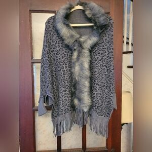 Gray Leopard Print Cardigan/Shawl with Faux Fur Trim